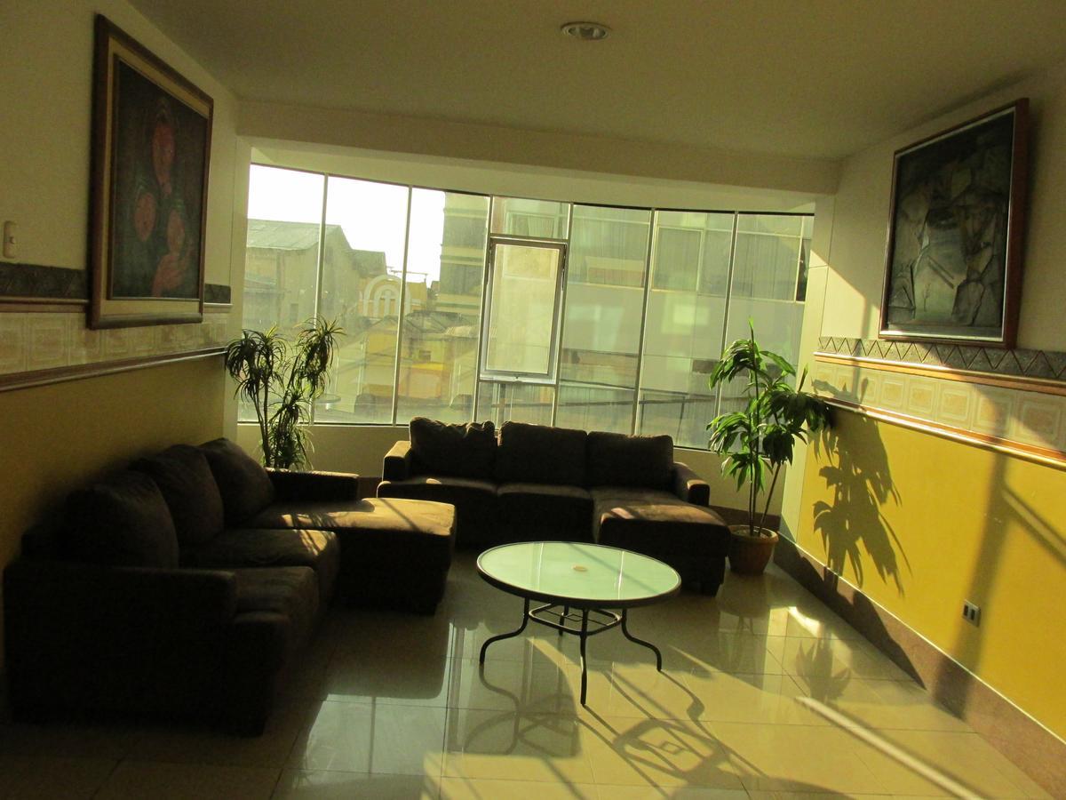 Rizzo Plaza Hotel Tumbes Exteriör bild